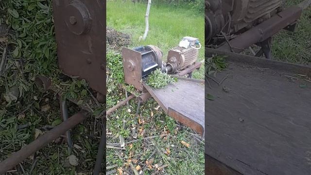 Дробилка за клони / Измельчитель веток / Branch shredder 3 смотреть онлайн
