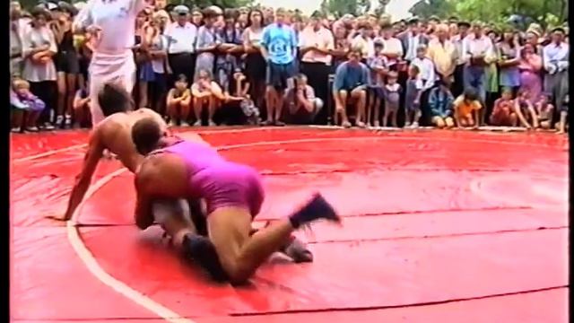 1999 год Соревнования по борьбе на улице смотреть онлайн