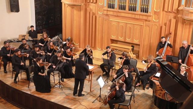 Игорь Пинхасов - Танцевальная сюита. "Восточная". исп. камерный оркестр "Солисты Узбекистана". смотреть онлайн