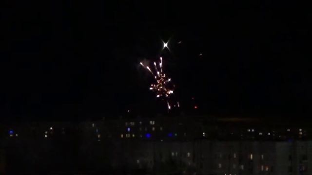 Новогодние фейерверки 1.01.19 смотреть онлайн