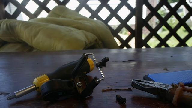 Как сделать подставку для телефона на велосипед?! [Tvist]Guy