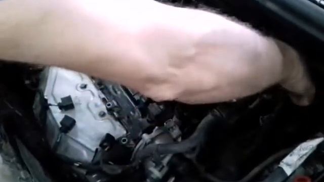 Масло в свечных колодца на пежо 207 смотреть онлайн