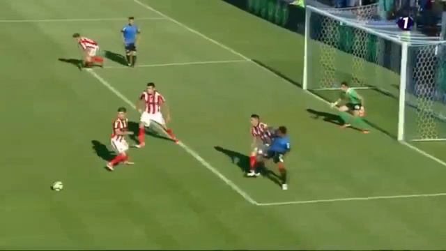 Atajadas de JAIME PENEDO en Rumania con el FC DINAMO BUCUREŞTI Agosto 2017 смотреть онлайн