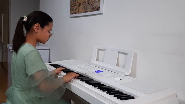 Батбилэг Сарангоо, 5-6 р анги, 10-11 нас смотреть онлайн