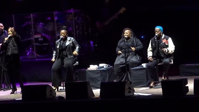 Gladys Knight-Come Back And Finish What You Started @ Hampton Court Palace, 6th June 2023 смотреть онлайн
