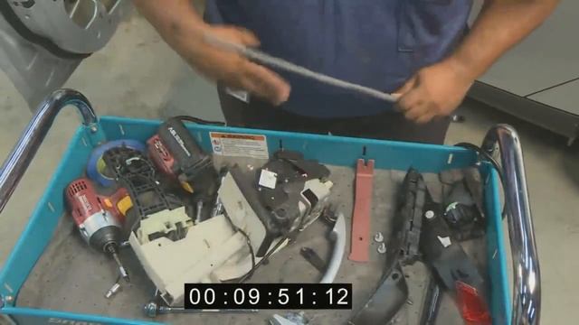 Ford Focus MK3 Front Door Lock Actuator Replacement смотреть онлайн