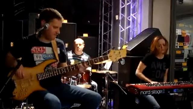 Фрагмент мастер-класса Евгения Степанова в магазине "Свет и Музыка" смотреть онлайн