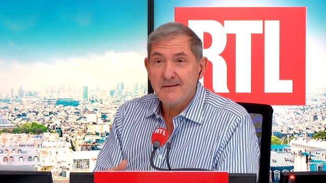 Cyprien Cini : la langue française version Macron смотреть онлайн