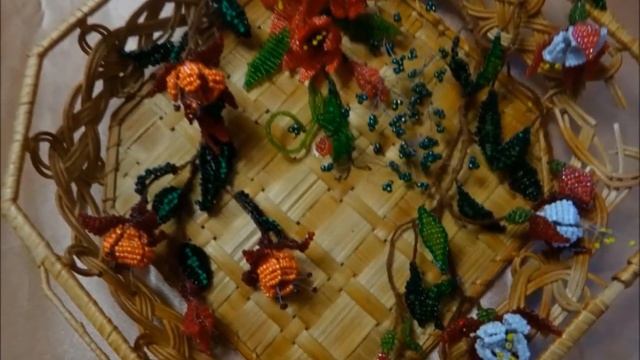 ? Композиции из бисера. Картины. Панно. Деревья. Цветы. Букеты. Животные смотреть онлайн