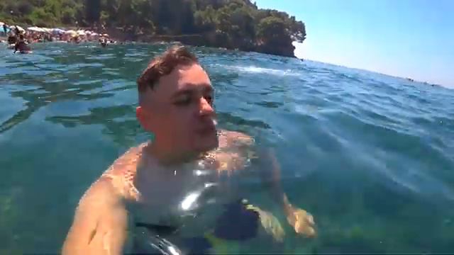 Снимаю под водой и лезу на скалу. Лазурный пляж Черногории. Ч.6 смотреть онлайн