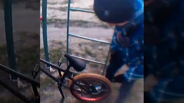 Обзор на BMX