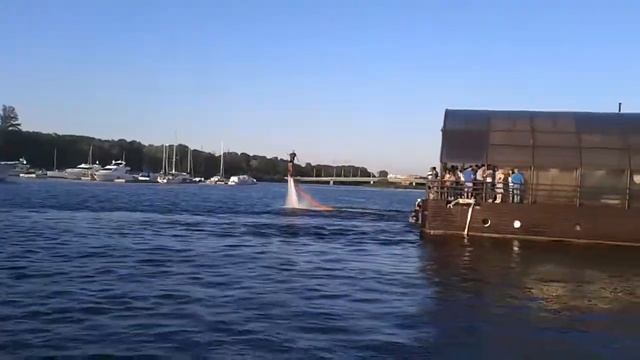 Флайборд фан на Крестовском острове смотреть онлайн