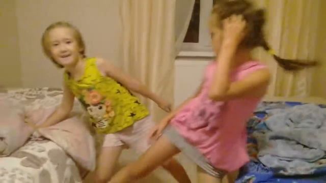 Азалия  и адиля  и Аида