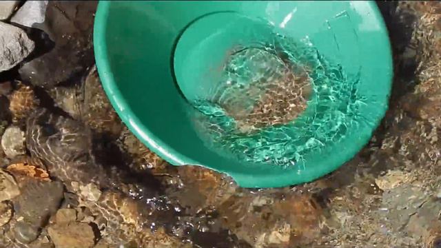 S4E3 Washington State Gold Mining - Prospecting a Stream in the Blewett Pass Area with Pete смотреть онлайн