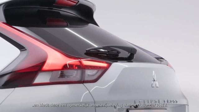 Eclipse Cross PHEV versus Outlander PHEV смотреть онлайн