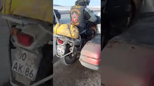 На мотоцикле в минус 30 подогрев всего смотреть онлайн