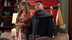 Сериал Американская семейка - 3 сезон 19 серия / Modern Family