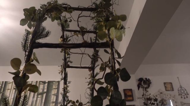 DIY Yule Decorations and Makeover смотреть онлайн