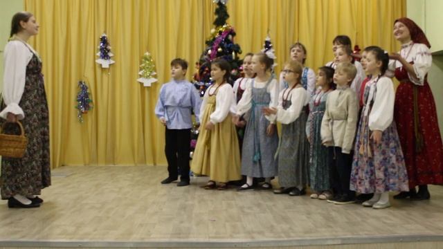 Юные воспитанники Алины Алексеевны, коллектив «На новый Лад» - Коляда, пришла коляда смотреть онлайн