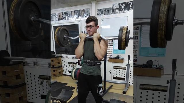 Качаем бицепс 85кг! смотреть онлайн