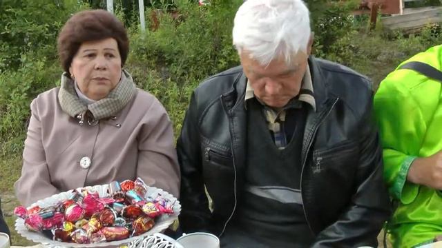В поле с конём исп учасники праздника день д Марковской смотреть онлайн