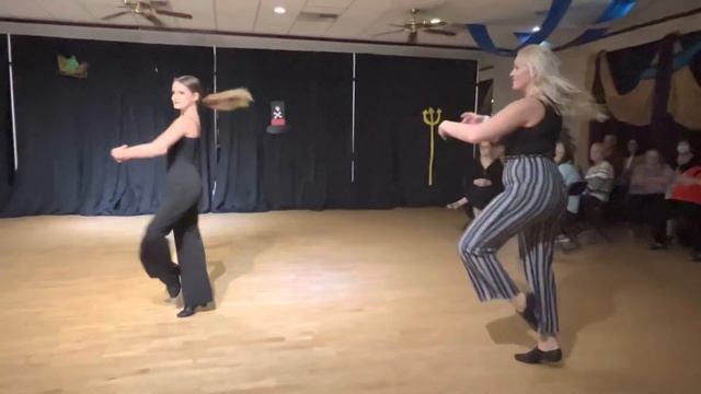 Taylor & Tori- Tango/Rumba смотреть онлайн