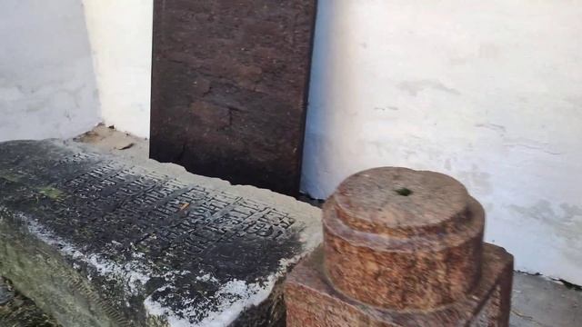 Москва. Виды Новоспасского монастыря. Прогулка по монастырю смотреть онлайн