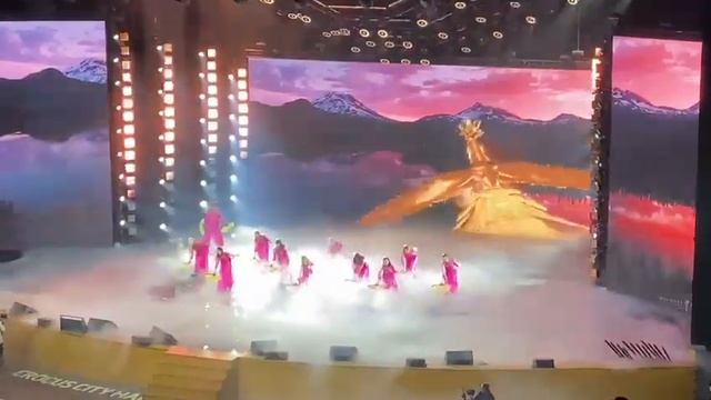 Крокус Сити. 16летFOHOW. смотреть онлайн