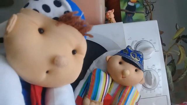 Театр "ржунемогу" Поздравление 8 марта ( заставка неработает) смотреть онлайн