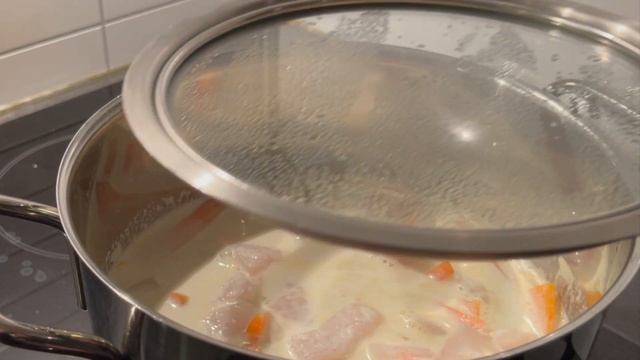 Creamy Fish Soup (SEAFOOD CHOWDER)