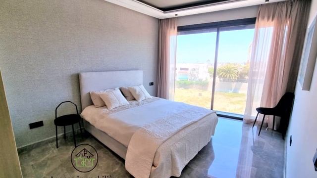 Location STUDIO Meublé avec VUE MER, proche de la Corniche, Quartier AIN DIAB à Casablanca смотреть онлайн