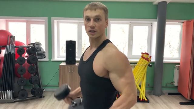 Молотки. Молотковые сгибания рук.Молотковые подъёмы на бицепс смотреть онлайн