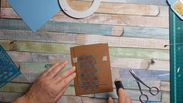 ОБЗОР МАШИНКИ ДЛЯ ВЫРУБКИ И МК УНИКАЛЬНОЙ ОТКРЫТКИ смотреть онлайн