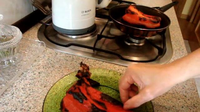 Закуска из болгарского перца.Pimiento Asado.  España.Madrid.