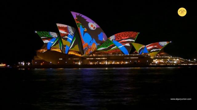 WONDERS OF THE WORLD: THE SYDNEY OPERA HOUSE - SYDNEY NEW SOUTH WALES, AUSTRALIA