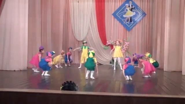 Танец "Хорошее настроение" ДОУ 120 смотреть онлайн