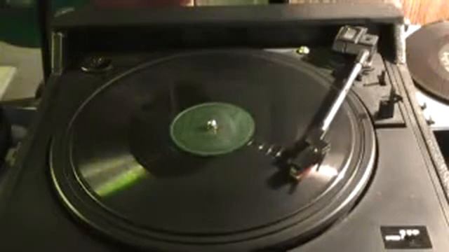 Christmas 78's - Adeste Fidelis - The St. Joseph's Convent Choir (Oriole) смотреть онлайн