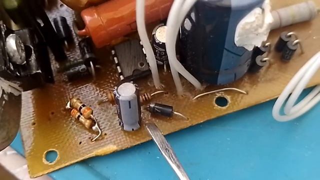 Зарядное устройство "Протон-7", зачем вы ЭТО сделали ??? смотреть онлайн