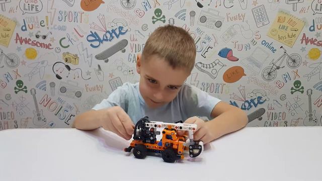 Конструктор LEGO TECHNIC Ремонтный автокран 155 деталей (42088) смотреть онлайн