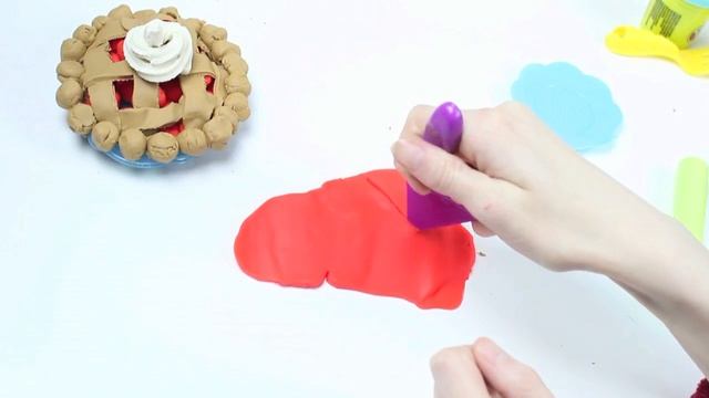 PLAY-DOH B3398 Игровой набор "Ягодные тарталетки" смотреть онлайн
