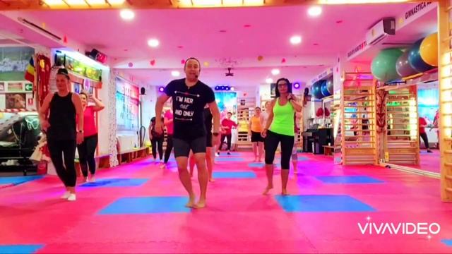 Daniel Santacruz-Lento Kizomba/ Zumba Dance Tora Sport смотреть онлайн