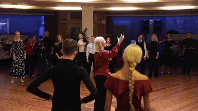 Hazel Newberry's Quickstep lecture from Gladiators Dance Congress Roma смотреть онлайн