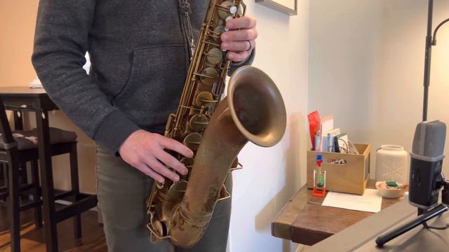 1932 Selmer Super Sax 'Cigar Cutter' Tenor Saxophone Demo, www.dcsax.com смотреть онлайн
