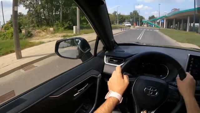 2023 Nissan X-Trail e-Power Hybrid vs Toyota RAV4 Hybrid | SUV | Test Drive POV #car #testdrive смотреть онлайн