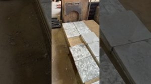 Обучение технологии Мрамор из бетона специалиста из Санкт-Петербурга, расформовка тротуарной плитки