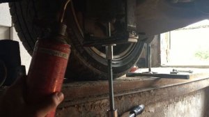 замена сайлентблоков заднего подрамника BMW е39/Гуммилагеры BMW e39