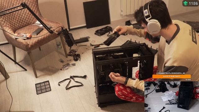 Собираю СВОЙ ПЕРВЫЙ КОМПЬЮТЕР за 250.000 Рублей! смотреть онлайн