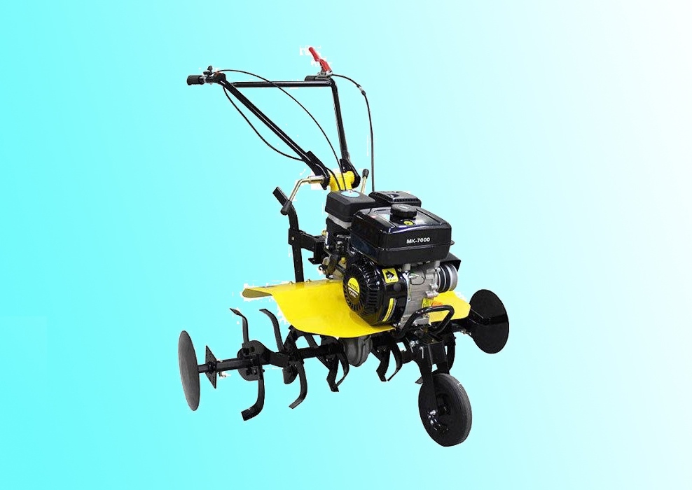 УБОРКА СНЕГА ЗА 2 МИНУТЫ! Зимний ЛАЙФХАК. Всего лишь возьми старый добрый мотокультиватор! смотреть онлайн