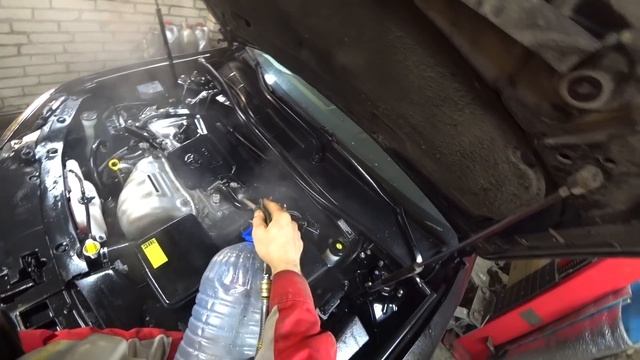 Мойка-уборка подкапотного пространства. Можно ли? когда нельзя? Материалы. смотреть онлайн