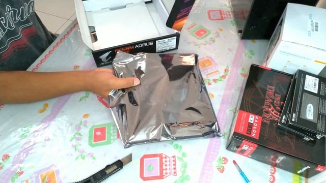 UNBOXING B550M AORUS ELITE E RYZEN 5 3600 - KIT ALIEXPRESS смотреть онлайн